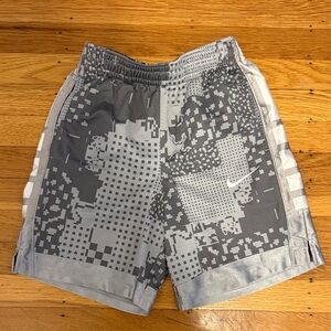 Nike Pixelated Gray Athletic Shorts boys medium